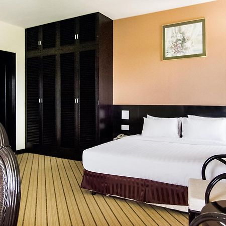 Oyo 89693 Perkasa Hotel Keningau Near Hospital Keningau Exteriör bild