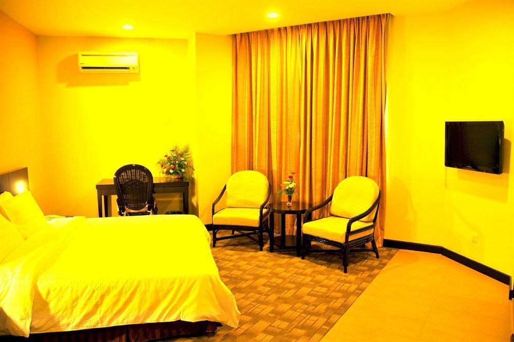 Oyo 89693 Perkasa Hotel Keningau Near Hospital Keningau Exteriör bild