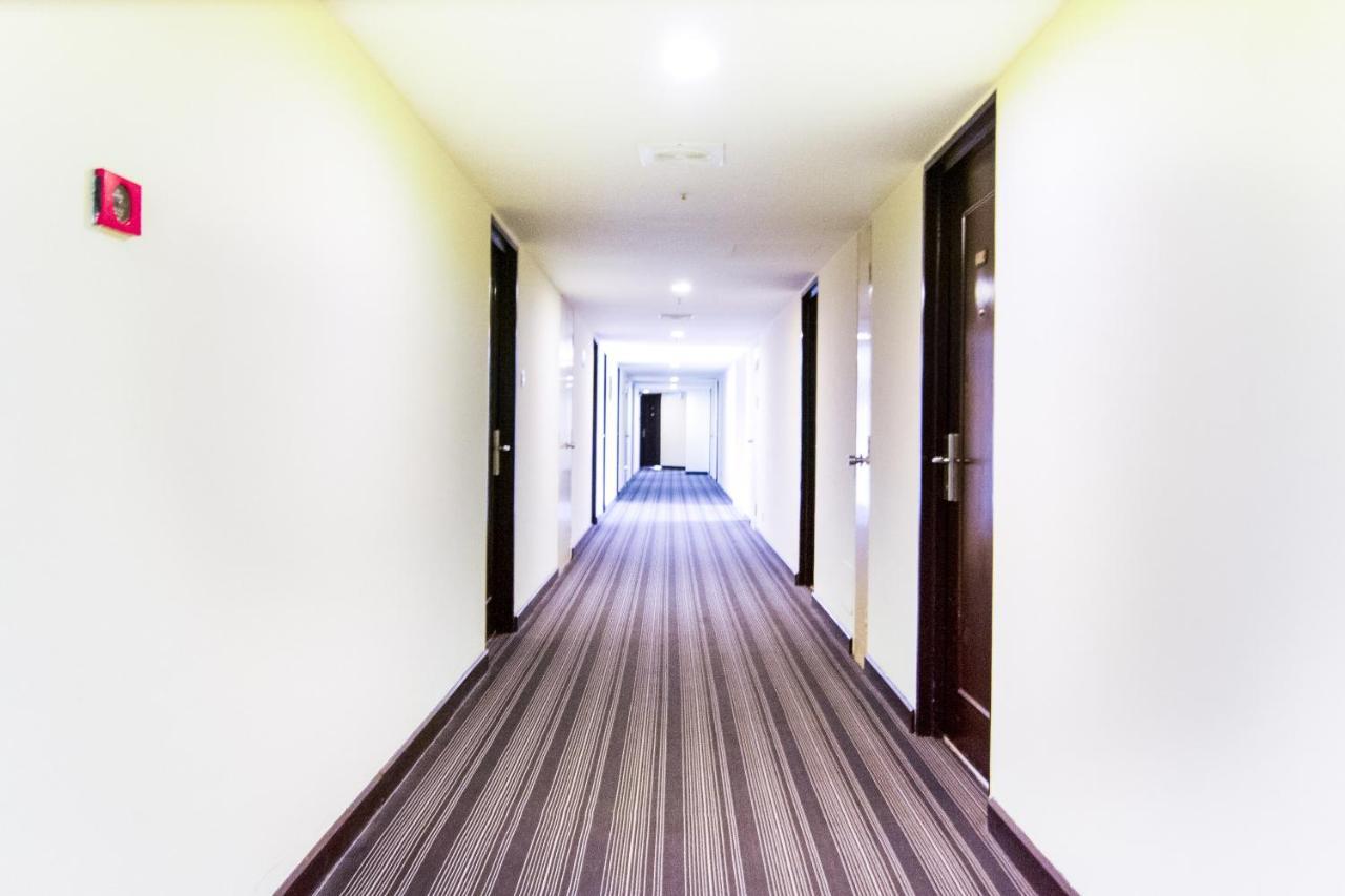 Oyo 89693 Perkasa Hotel Keningau Near Hospital Keningau Exteriör bild