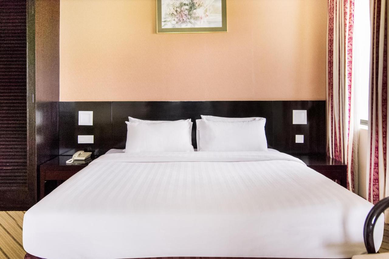 Oyo 89693 Perkasa Hotel Keningau Near Hospital Keningau Exteriör bild