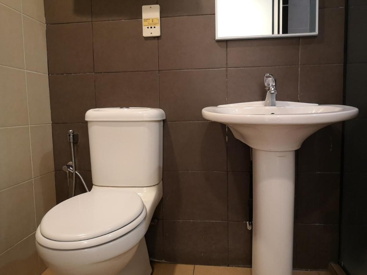 Oyo 89693 Perkasa Hotel Keningau Near Hospital Keningau Exteriör bild